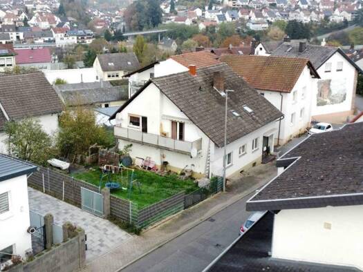 Einfamilienhaus zum Kauf 164.000 € 10 Zimmer 163,4 m² 374 m² Grundstück Rodalben 66976