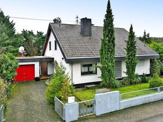 Einfamilienhaus zum Kauf 689.000 € 7 Zimmer 228 m² 1.340 m² Grundstück Albersweiler 76857
