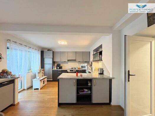 Wohnung zum Kauf 330.000 € 5 Zimmer 125,2 m² EG Nassereith 6465