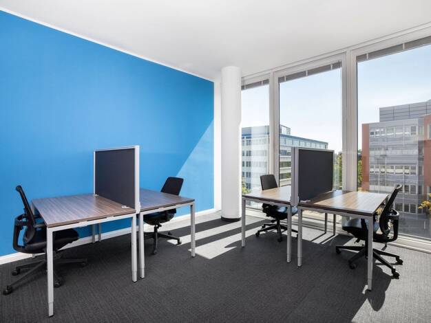Bürofläche zur Miete provisionsfrei 189 € 10 m² Bürofläche Peter-Müller-Straße 3 Unterrath Stadtbezirk 6 40468