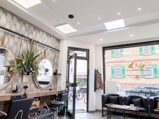 Laden zum Kauf 299.900 € 2 Zimmer 60 m² Verkaufsfläche Schwanheim Frankfurt am Main 60529