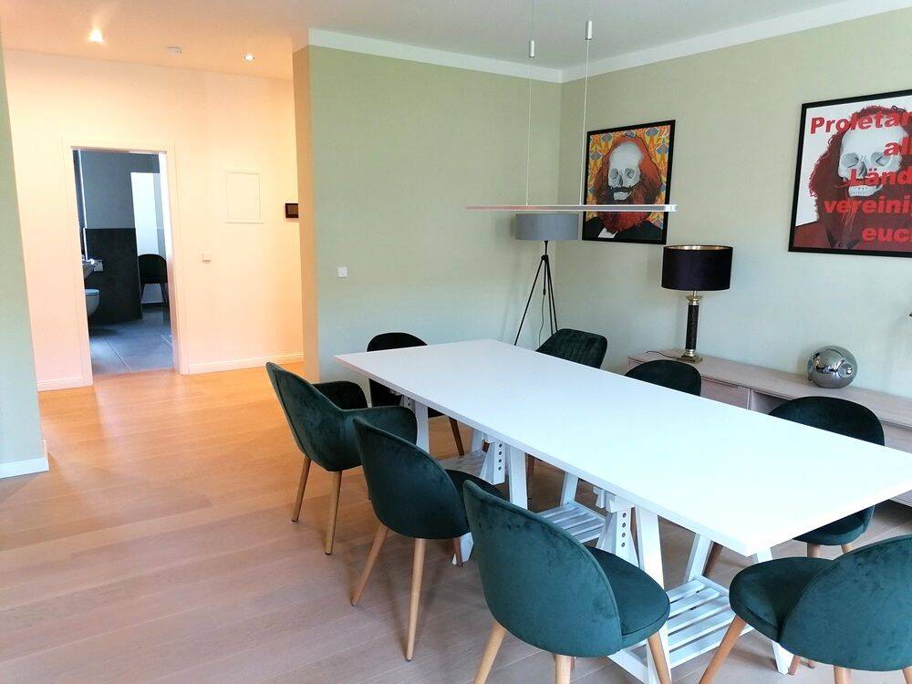 !! Voll möblierte Wohnung mit EBK, Aufzug, Balkon und PKW-Stellplatz !! – Chemnitz – Vorschaubild 5