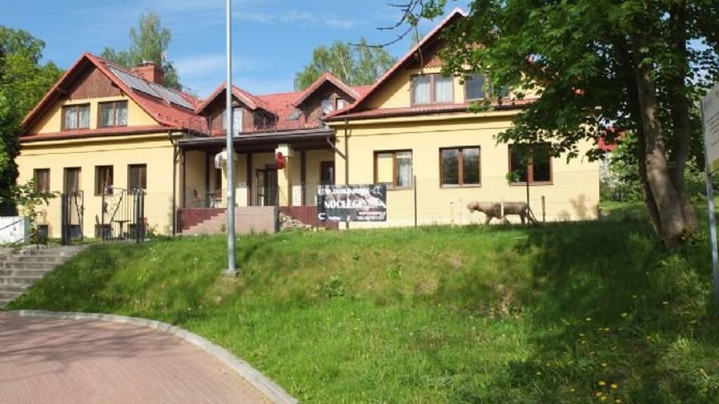 Hotel zum Kauf 540.000 € 20 Zimmer 4.452 m² Grundstück Stronie lskie 57550