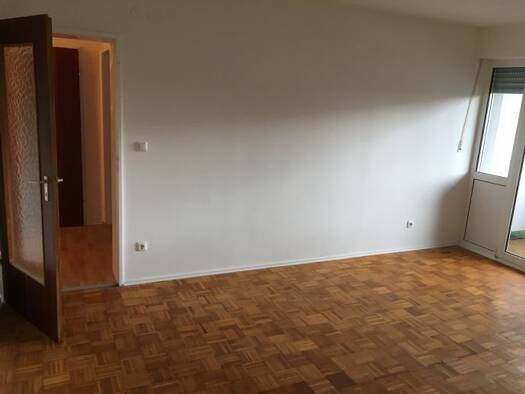 Wohnung zur Miete 765 € 2 Zimmer 60 m² EG frei ab sofort Reinhausen Regensburg 93059