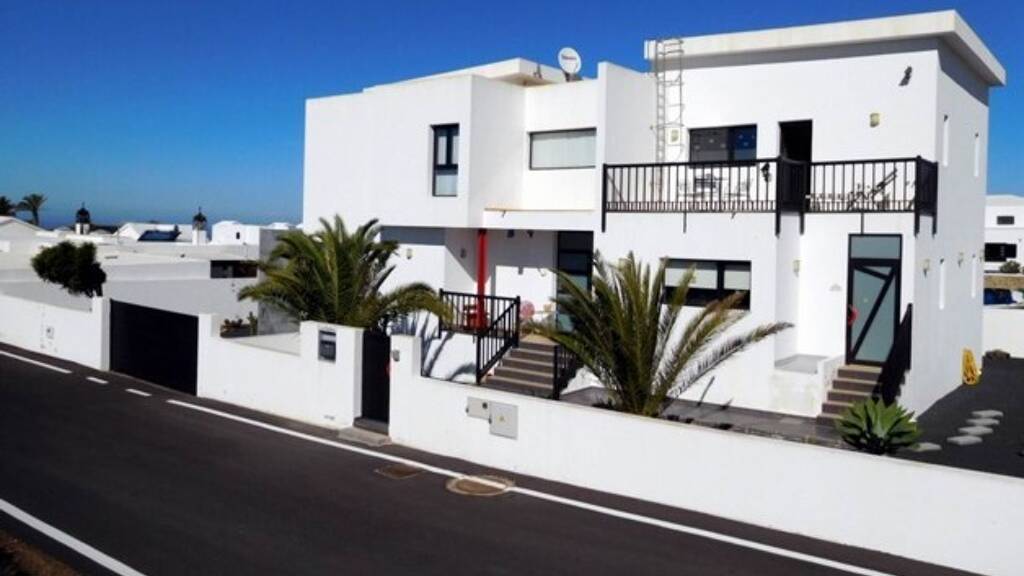 Einfamilienhaus zum Kauf 439.000 € 7 Zimmer 410 m² 531 m² Grundstück Tinajo Mancha Blanca 35560