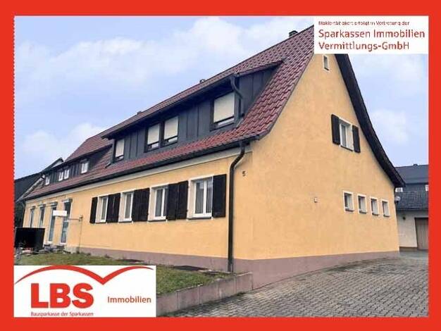 Doppelhaushälfte zum Kauf 185.000 € 6,5 Zimmer 117 m² 447 m² Grundstück Sulzbach-Rosenberg Sulzbach-Rosenberg 92237
