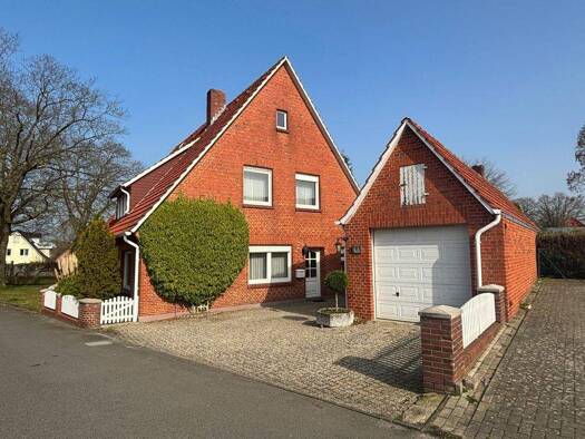 Einfamilienhaus zum Kauf 249.900 € 7 Zimmer 199 m² 577 m² Grundstück Uelsen 49843