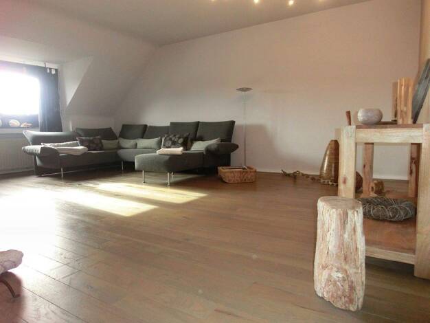 Maisonette zur Miete 1.150 € 4 Zimmer 130,7 m² 2. Geschoss frei ab 01.06.2026 Kunibertusplatz 7 Gymnich Erftstadt 50374