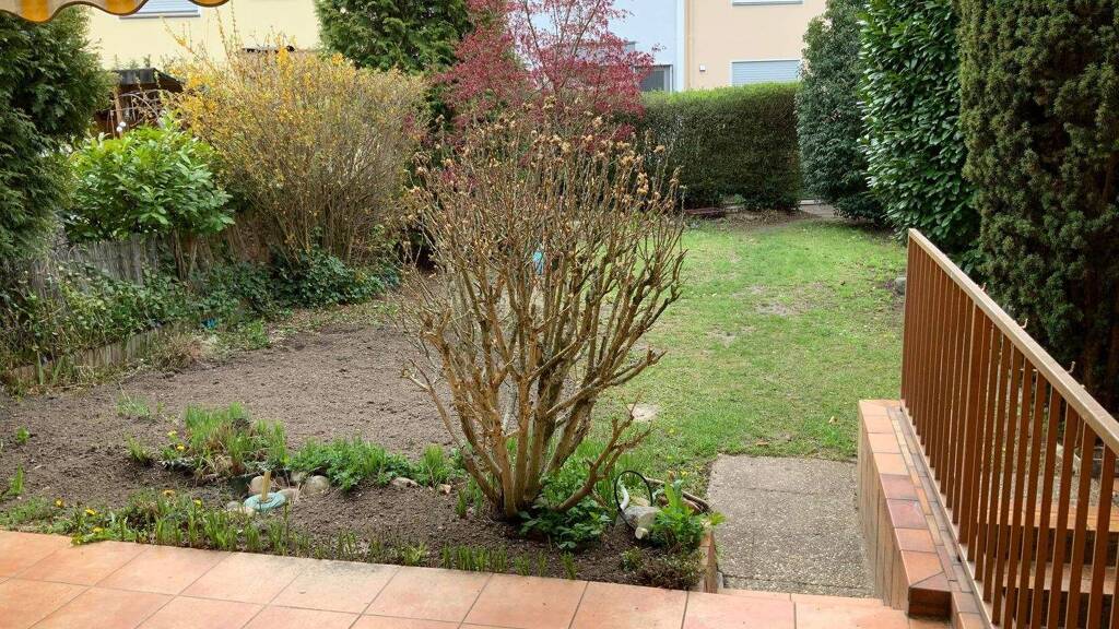 Reihenmittelhaus zur Miete 1.750 € 5 Zimmer 130 m² 150 m² Grundstück frei ab 01.05.2026 Mainz-Kastel Mainz-Kostheim 55252