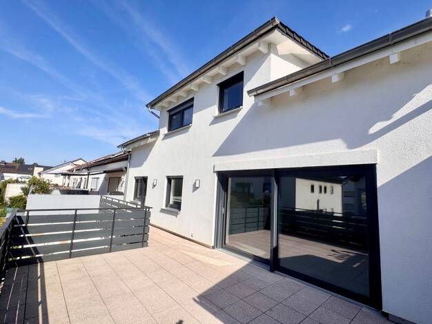 Maisonette zur Miete 1.990 € 5 Zimmer 197 m² frei ab sofort Schriesheim 69198