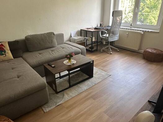 Wohnung zur Miete 300 € 2 Zimmer 44 m² frei ab 01.10.2026 Stollberg Stollberg/Erzgebirge 09366