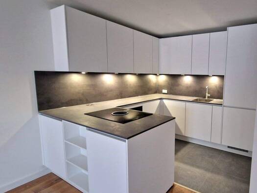 Reihenmittelhaus zur Miete - Erstbezug 2.090 € 5 Zimmer 146 m² 117 m² Grundstück frei ab sofort Adelshofen 82276