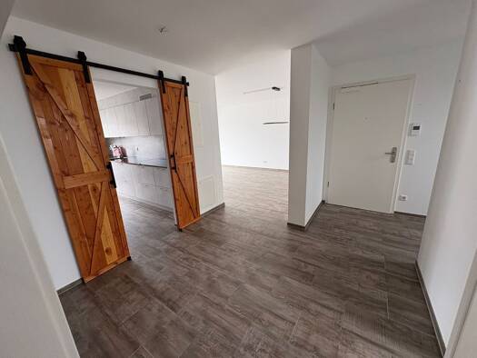 Maisonette zur Miete 1.400 € 5 Zimmer 116,9 m² Geschoss 2/3 frei ab sofort Langenzenn Langenzenn 90579