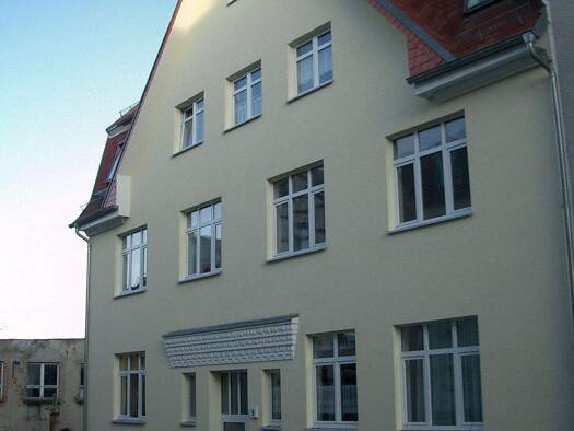 Wohnung zur Miete 375 € 2,5 Zimmer 72 m² frei ab sofort Oststraße 9 Netzschkau Netzschkau 08491