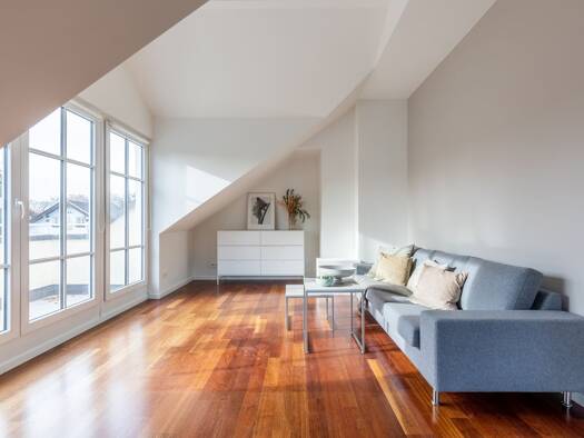 Wohnung zur Miete 1.680 € 2,5 Zimmer 74 m² 2. Geschoss Grünwald Grünwald 82031