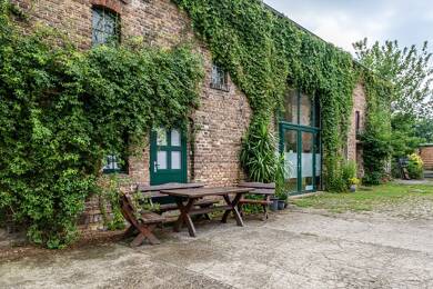 Bauernhaus zum Kauf 795.000 € 9 Zimmer 204 m² 2.200 m² Grundstück Wustermark Wustermark 14641