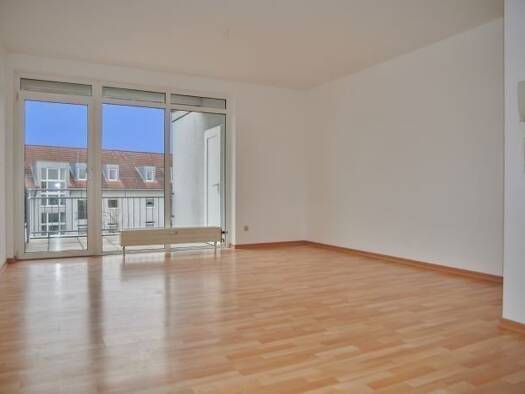 Wohnung zur Miete 570 € 3 Zimmer 63,7 m² 3. Geschoss frei ab sofort Lessingstraße 11 Oschatz 04758