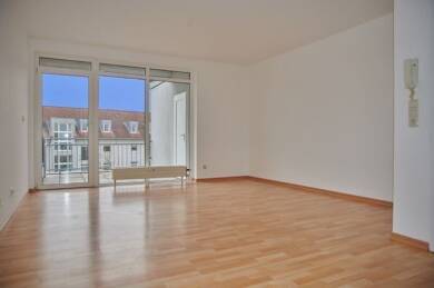Wohnung zur Miete 570 € 3 Zimmer 63,7 m² Dachgeschoss, 3. Geschoss frei ab sofort Lessingstraße 11 Oschatz Oschatz 04758
