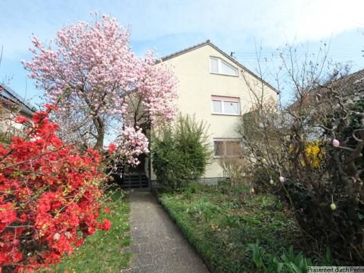 Mehrfamilienhaus zum Kauf 660.000 € 6 Zimmer 161 m² 555 m² Grundstück Neckargröningen Remseck 71686