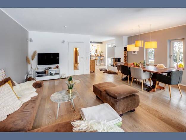 Haus zur Miete auf Zeit 6.500 € 6 Zimmer 203 m² Thalk.Obersendl.-Forsten-Fürstenr.-Solln München 81479