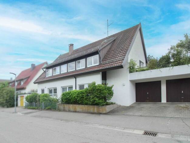 Mehrfamilienhaus zum Kauf als Kapitalanlage geeignet 799.000 € 7 Zimmer 208 m² 330,1 m² Grundstück Ruit Ostfildern 73760