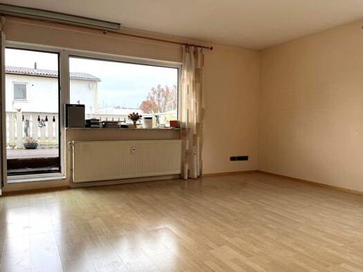 Wohnung zum Kauf 250.000 € 3 Zimmer 92 m² 3 Geschosse frei ab sofort Götzenhain Dreieich 63303