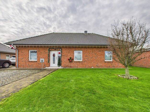 Einfamilienhaus zum Kauf 449.000 € 4 Zimmer 116 m² 635 m² Grundstück Friedrichstadt 25840