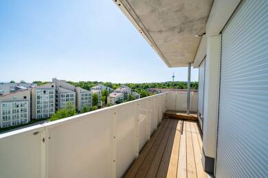 Wohnung zur Miete 870 € 2 Zimmer 49,8 m² 6. Geschoss frei ab 01.09.2025 Königswiesen - Nord Regensburg 93051