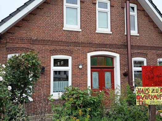 Einfamilienhaus zum Kauf provisionsfrei 329.000 € 7,5 Zimmer 200 m² 748 m² Grundstück Langen Geestland 27607