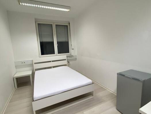 Studio zur Miete 400 € 16,7 m² frei ab sofort Roßmarkt 34 Innenstadt Aschaffenburg 63739