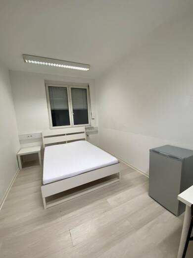 Studio zur Miete 400 € 16,7 m² frei ab sofort Roßmarkt 34 Innenstadt Aschaffenburg 63739
