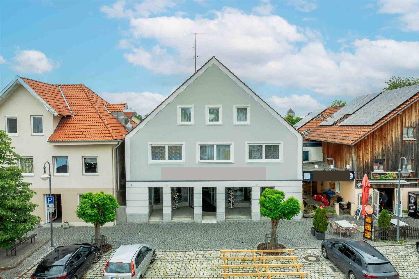 Immobilie in Arnstorf - Zentral. Vielseitig. Potenzial. Ihr Wohn- und Geschäftshaus in Arnstorf - Bild 1