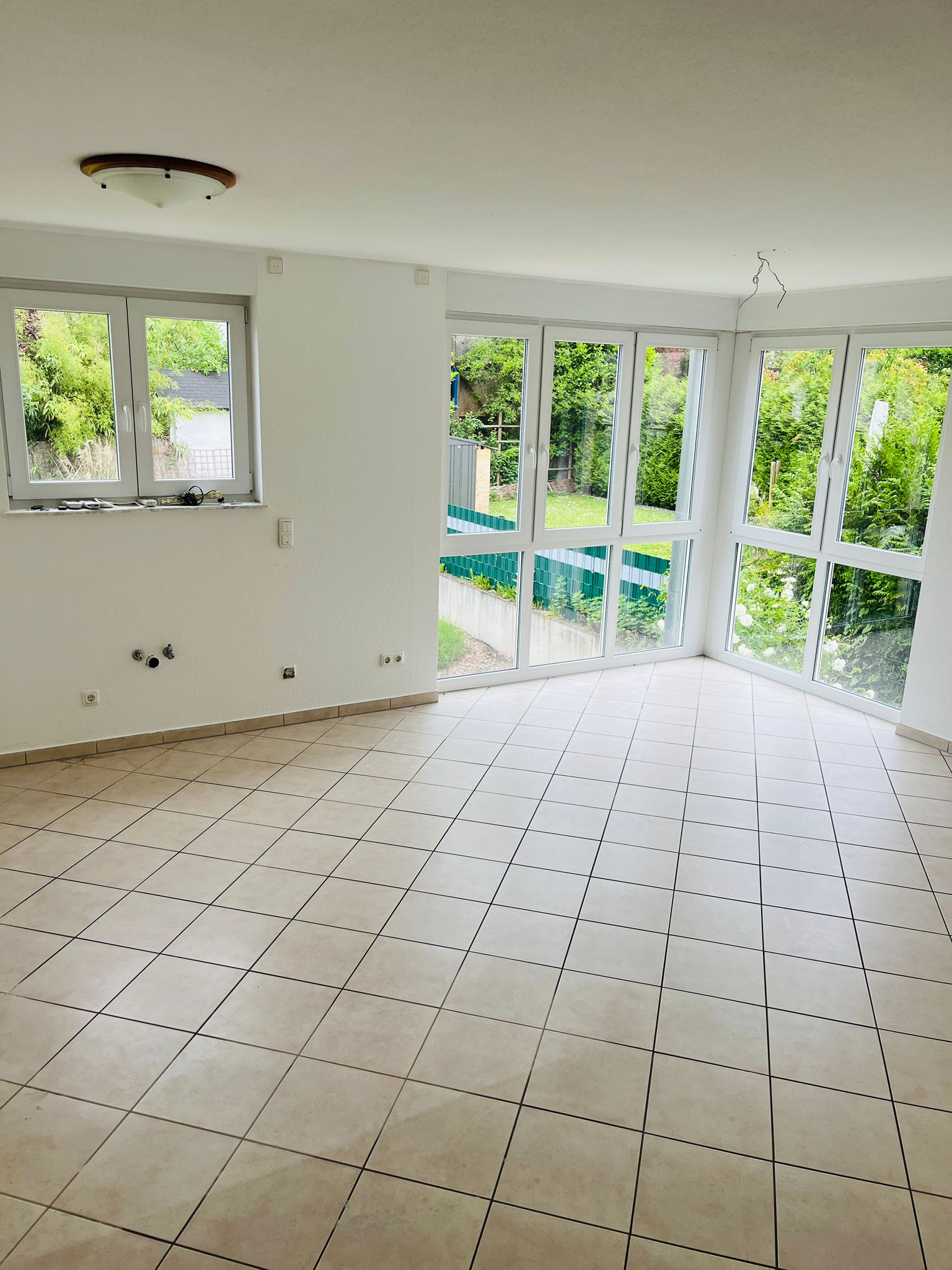 Einfamilienhaus zur Miete 1.900 € 6 Zimmer 189,8 m²<br/>Wohnfläche 290 m²<br/>Grundstück Nordstadt Weinheim 69469