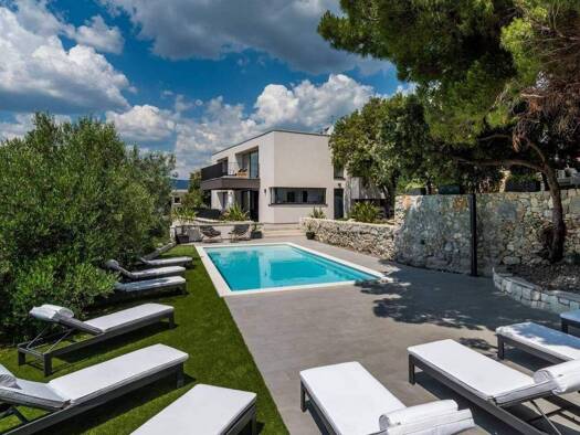 Haus zur Miete 10.000 € 5 Zimmer 470 m² Kastela