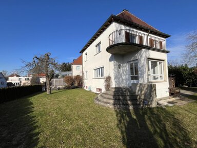 Einfamilienhaus zur Miete 2.200 € 6,5 Zimmer 200 m² 580 m² Grundstück Stadtmitte Neu-Ulm 89231