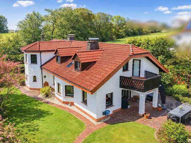 Einfamilienhaus zum Kauf 569.000 € 7 Zimmer 241,5 m² 917,2 m² Grundstück Hosenfeld Hosenfeld 36154
