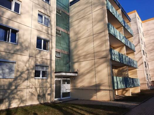 Wohnung zur Miete 590 € 2,5 Zimmer 74 m² Geschoss 2/3 frei ab 01.02.2026 Villingen Villingen-Schwenningen 78052