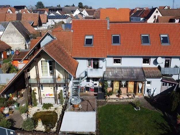 Mehrfamilienhaus zum Kauf 799.000 € 9 Zimmer 374,5 m² 640 m² Grundstück Insheim 76865