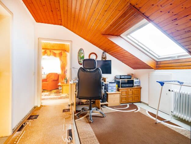 Wohnung zum Kauf 199.000 € 3,5 Zimmer 77,7 m² Dachgeschoss, EG Emmendingen 79312