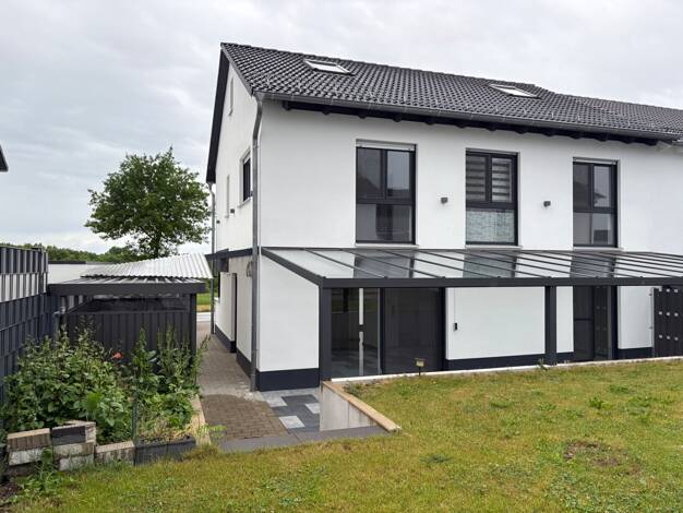 Einfamilienhaus zum Kauf 579.000 € 7 Zimmer 163 m² 322 m² Grundstück Crailsheim 74564