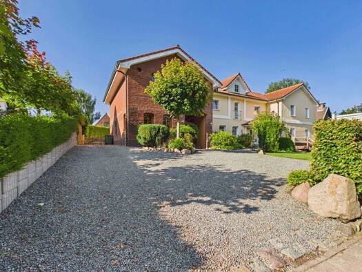 Mehrfamilienhaus zum Kauf provisionsfrei 795.000 € 12 Zimmer 507 m² 1.265 m² Grundstück Uelsby 24860