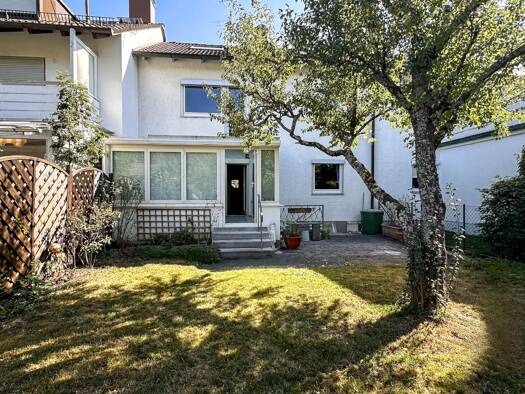 Reihenmittelhaus zum Kauf 689.000 € 4,5 Zimmer 105,4 m² 379 m² Grundstück Neukirchstockach Brunnthal 85649