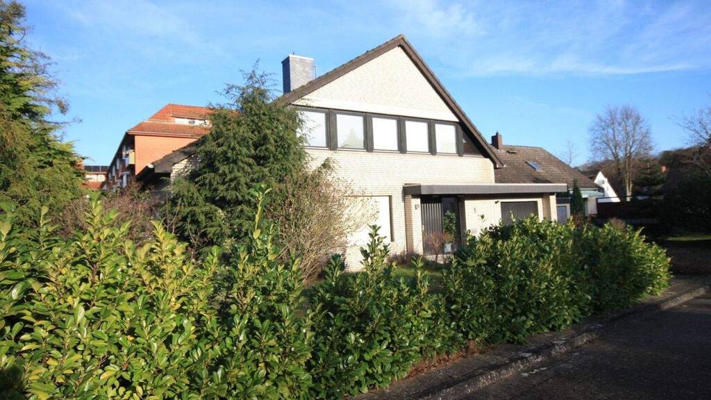 Einfamilienhaus zum Kauf 359.000 € 8 Zimmer 176,4 m² 644 m² Grundstück Verden 27283
