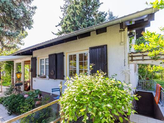 Bungalow zum Kauf 550.000 € 3 Zimmer 77,2 m² 668 m² Grundstück Mainz-Kostheim Wiesbaden 55246