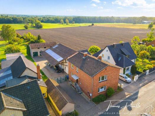 Mehrfamilienhaus zum Kauf 215.000 € 12 Zimmer 347,8 m² 2.043 m² Grundstück Brechtorf Rühen / Brechtorf 38471