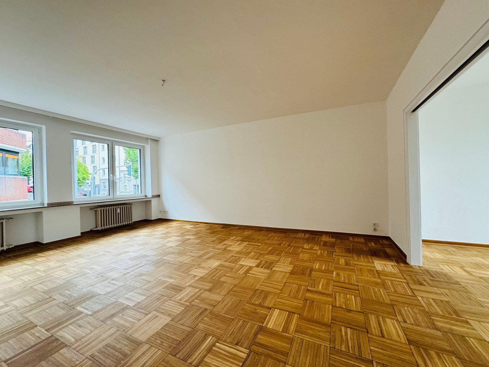 Wohnung zur Miete 890 € 3 Zimmer 105 m²<br/>Wohnfläche 1.<br/>Geschoss Gladbach Mönchengladbach 41061