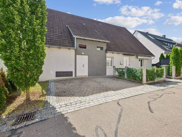 Einfamilienhaus zum Kauf 400.000 € 6 Zimmer 200 m² 305 m² Grundstück Haiterbach 72221