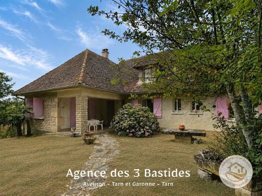 Haus zum Kauf 249.000 € 195 m² 18.700 m² Grundstück Vailhourles 12200