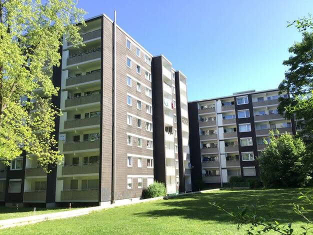 Wohnung zur Miete nur mit Wohnberechtigungsschein 428 € 3 Zimmer 80,3 m² 2. Geschoss frei ab 05.07.2025 Julius-Leber-Weg 11-13 Horst Essen 45279