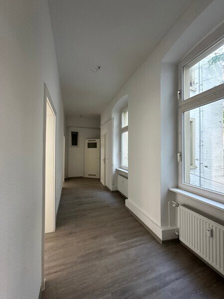 Wohnung zur Miete 705,31 € 2 Zimmer 70,2 m²<br/>Wohnfläche 1.<br/>Geschoss 12.10.2024<br/>Verfügbarkeit Körnerstr. 2 Weststadt - Südlicher Teil Karlsruhe 76135